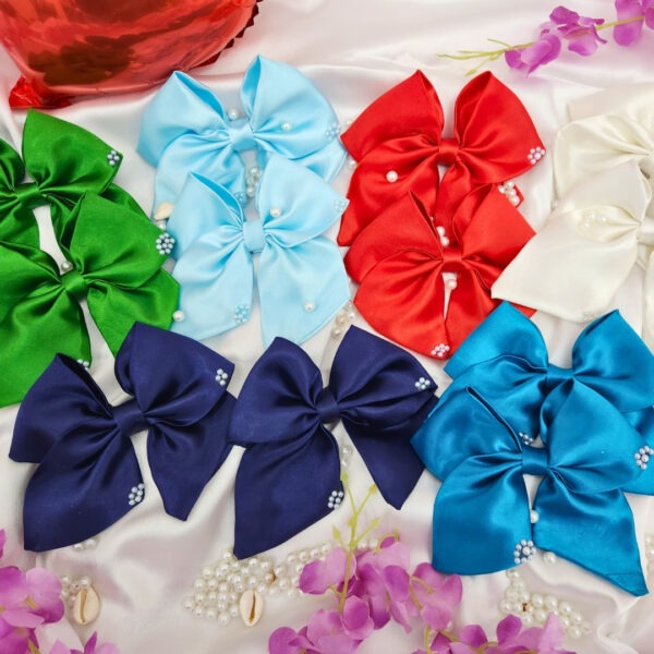 Playful Minni Bow with Tail – Charming Hair Accessory for Ponytails (Pack of 6 Pieces)