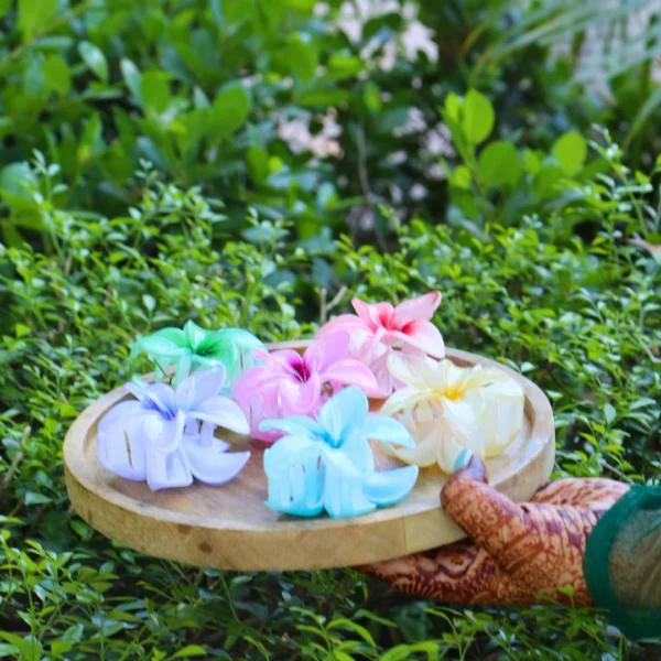 Elegant Flower Hair Claw Clips – Stylish & Strong Flower Claws (Large)